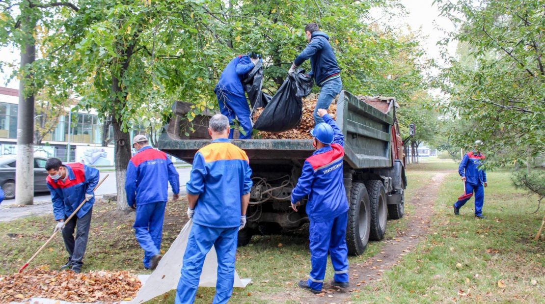  Termoelectrica s-a alăturat campaniei de salubrizare de toamnă, lansată de primăria mun. Chișinău