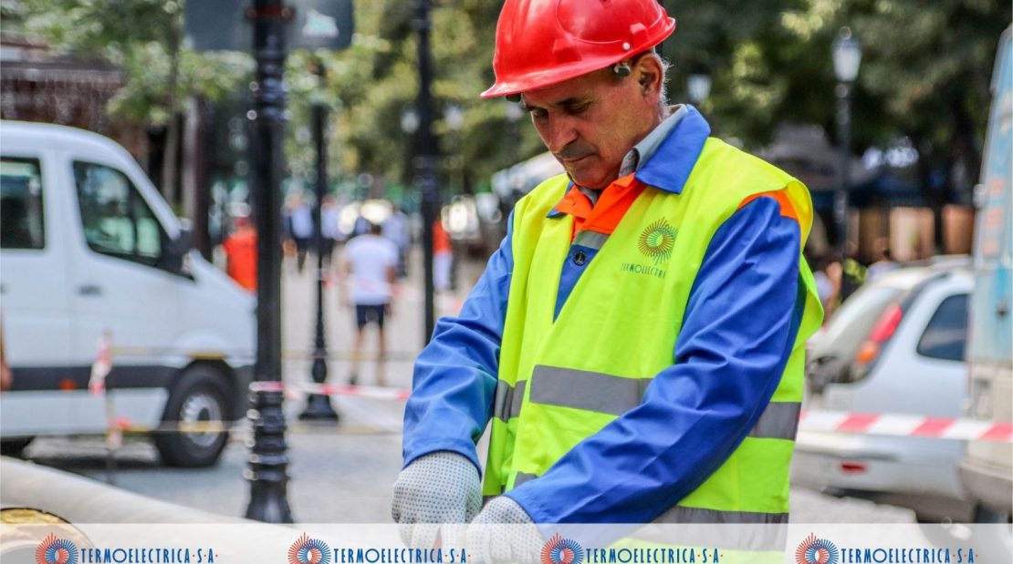  VIDEO. Lucrările din str Pietonală vor asigura cca 300 de blocuri locative cu apă caldă non stop