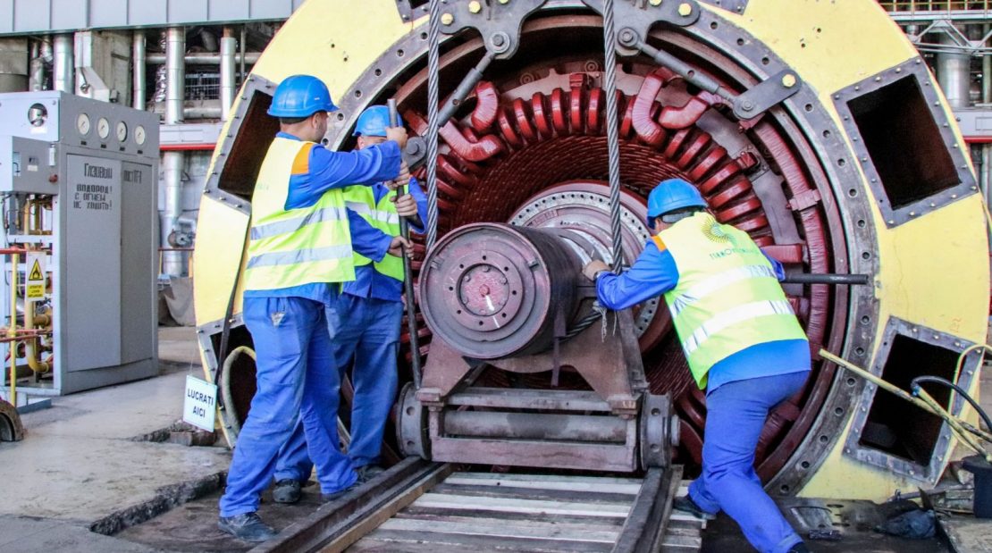  Reconstrucții ample la un bloc energetic